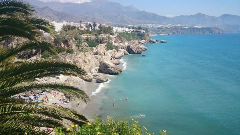 Apartamentos Manuel Martin Nerja Exterior photo